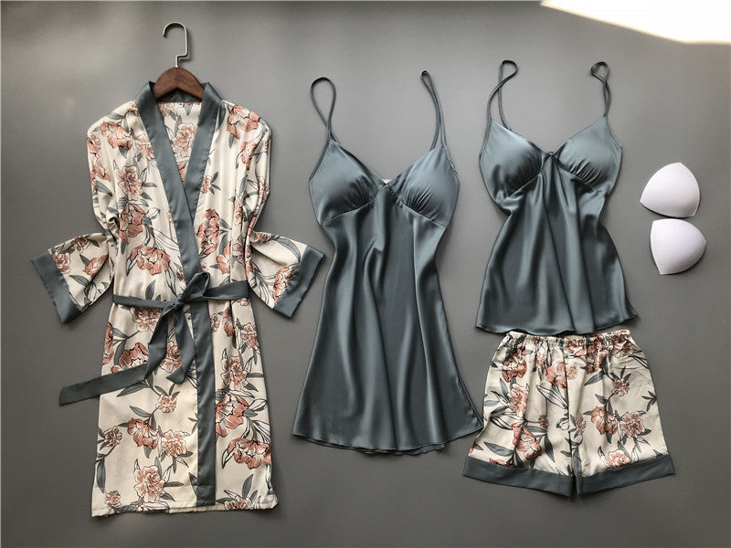 LUXXX four-piece Night Gown with long sleeve robe