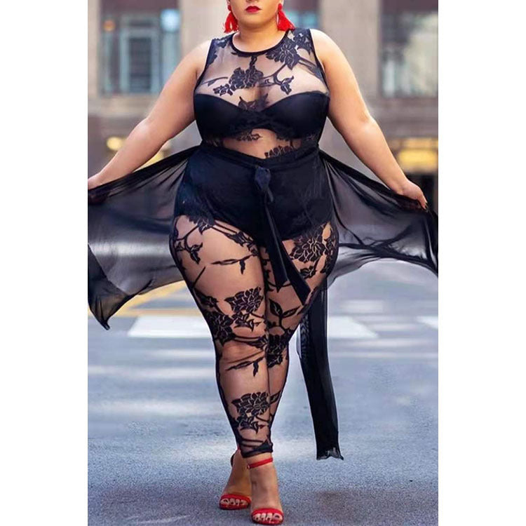Combinaison fluide et sexy pour femme grande taille