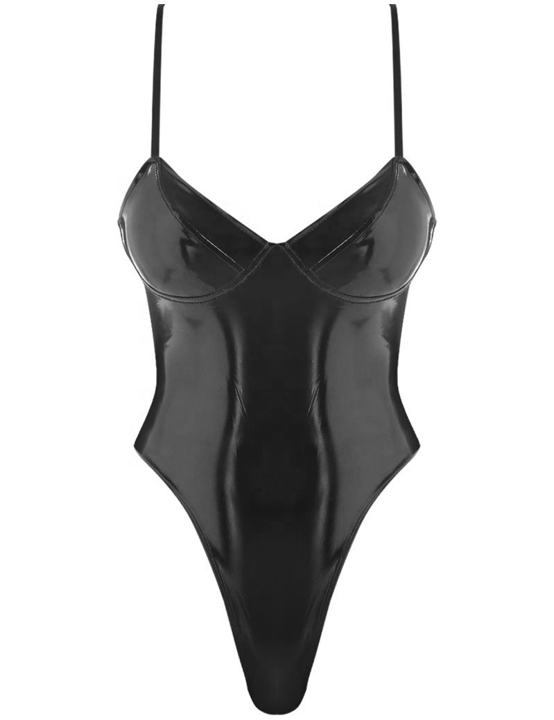 Combinaison en cuir verni noir