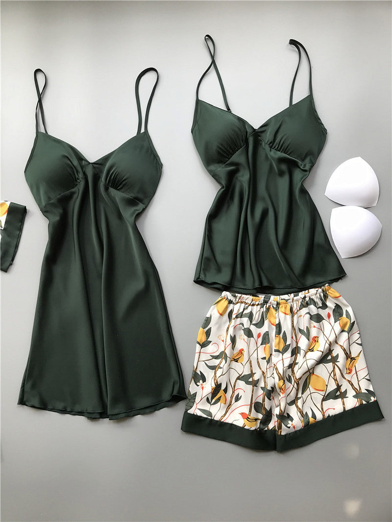 LUXXX four-piece Night Gown with long sleeve robe
