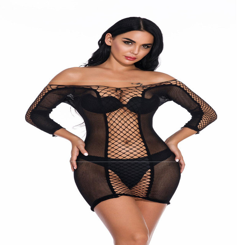 Robe courte en résille à manches mi-longues