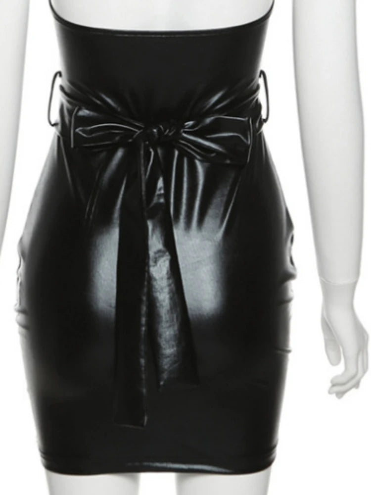 Robe sexy en cuir PU à col en V et décolleté LUXXX