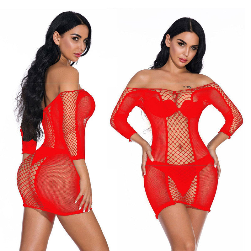 Robe courte en résille à manches mi-longues