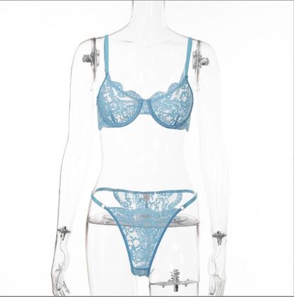 Ensemble de lingerie en dentelle avec soutien-gorge et culotte