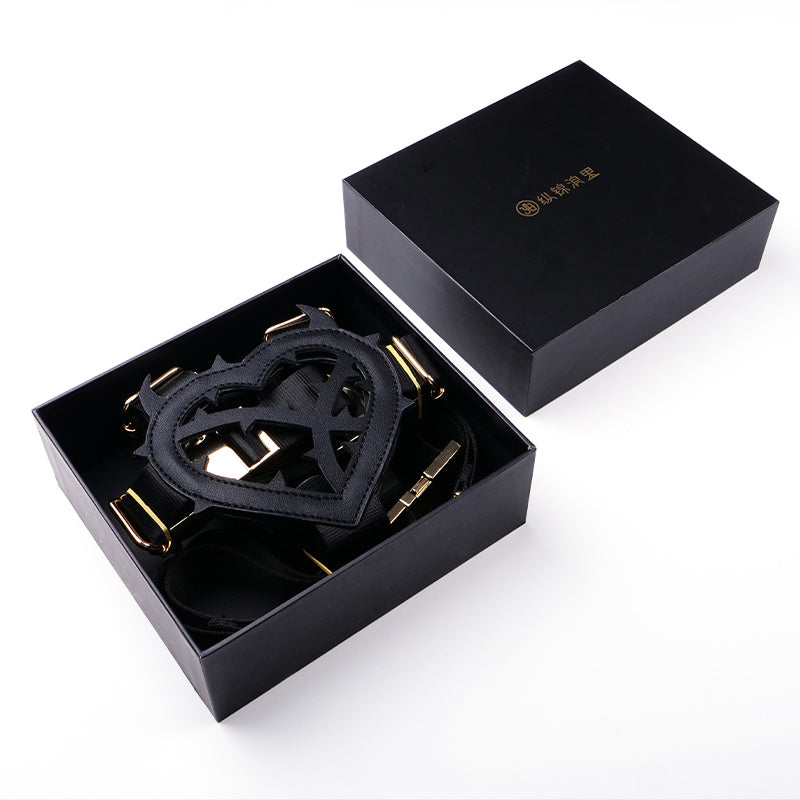 Ensemble de reliure et de sangle