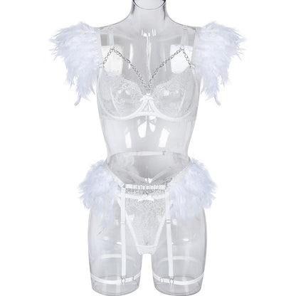 Costume exotique LUXXX avec chaîne en métal, dentelle et plumes
