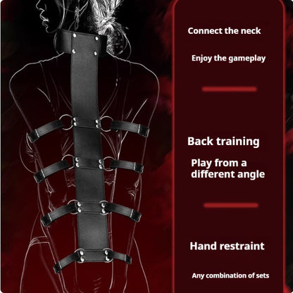Bondage mains attachées dans le dos