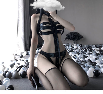 Body à bretelles en cuir verni LUXXX