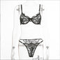Ensemble de lingerie en dentelle avec soutien-gorge et culotte