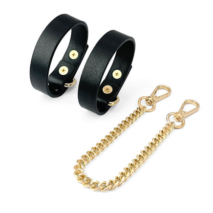 Formation au bondage et à la discipline des couples avec menottes