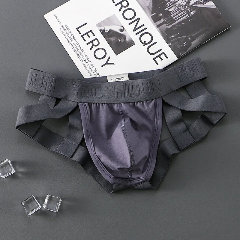 Des jock straps partout