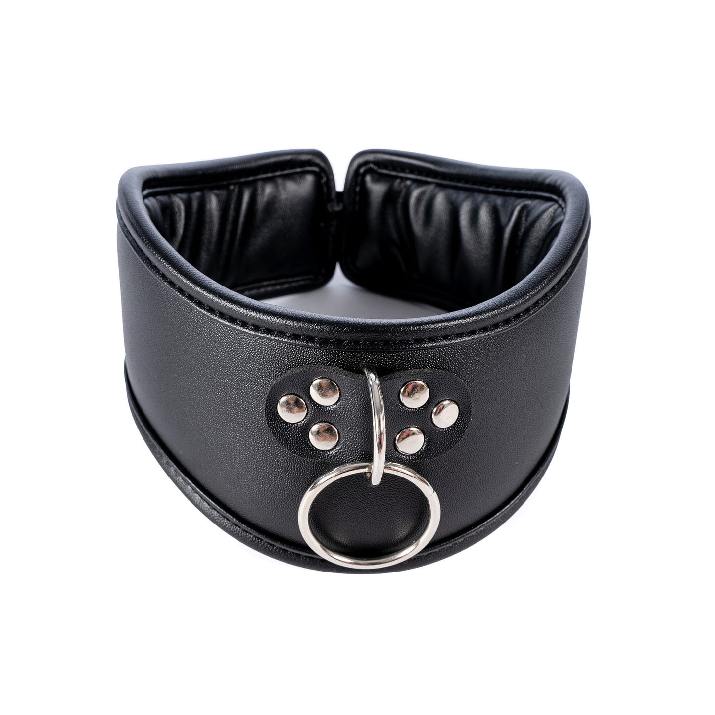 Collier en cuir avec anneau