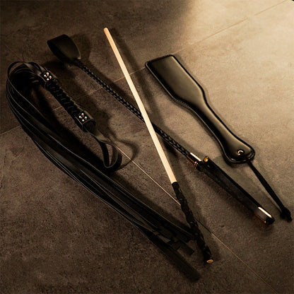 Fouet et canne en cuir VIPXXX