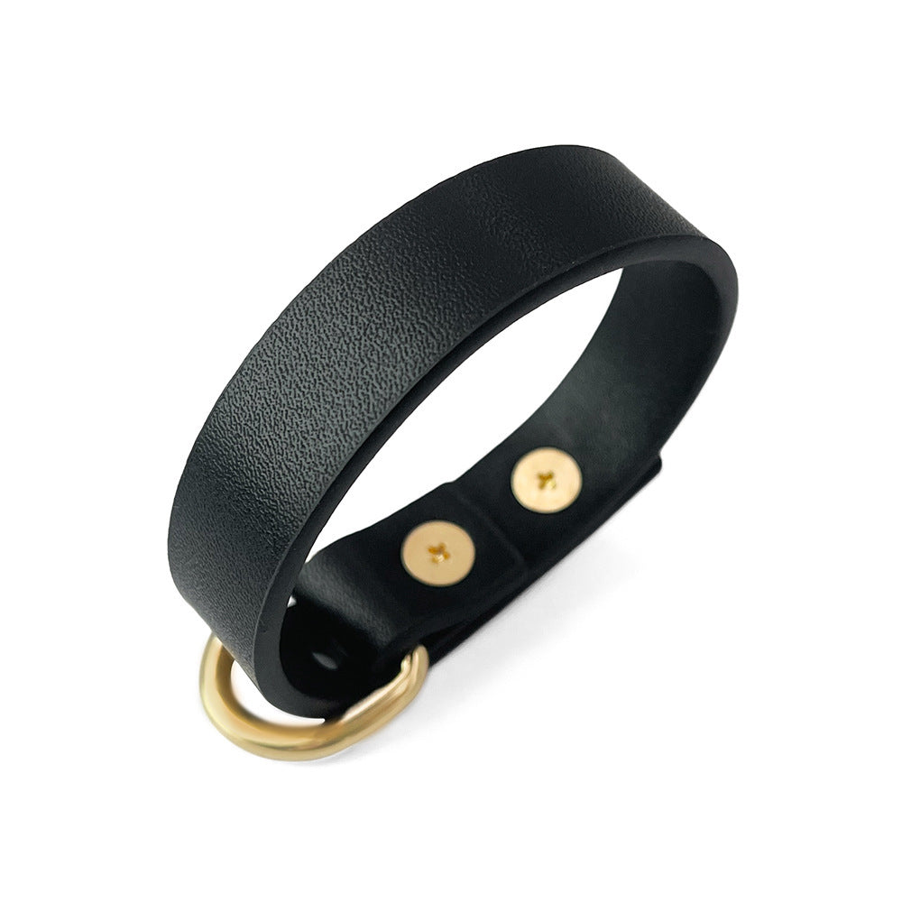 Formation au bondage et à la discipline des couples avec menottes