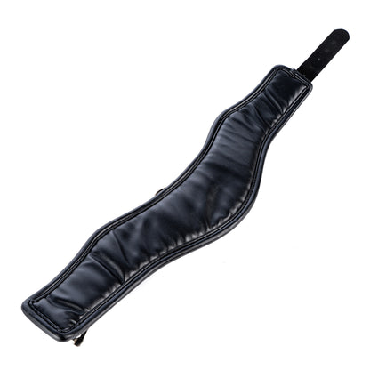 Collier en cuir avec anneau